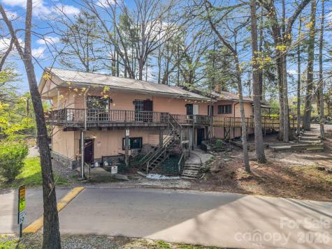 76 Adeles Way Hendersonville NC 28792