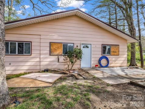 76 Adeles Way Hendersonville NC 28792