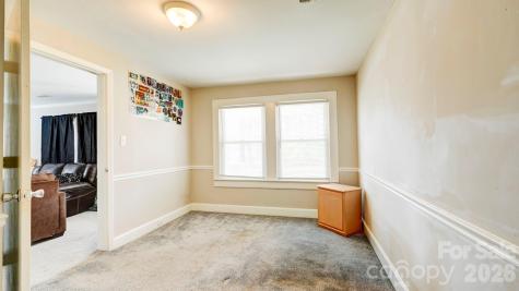 312 & 314 W Charlotte Avenue Mount Holly NC 28120