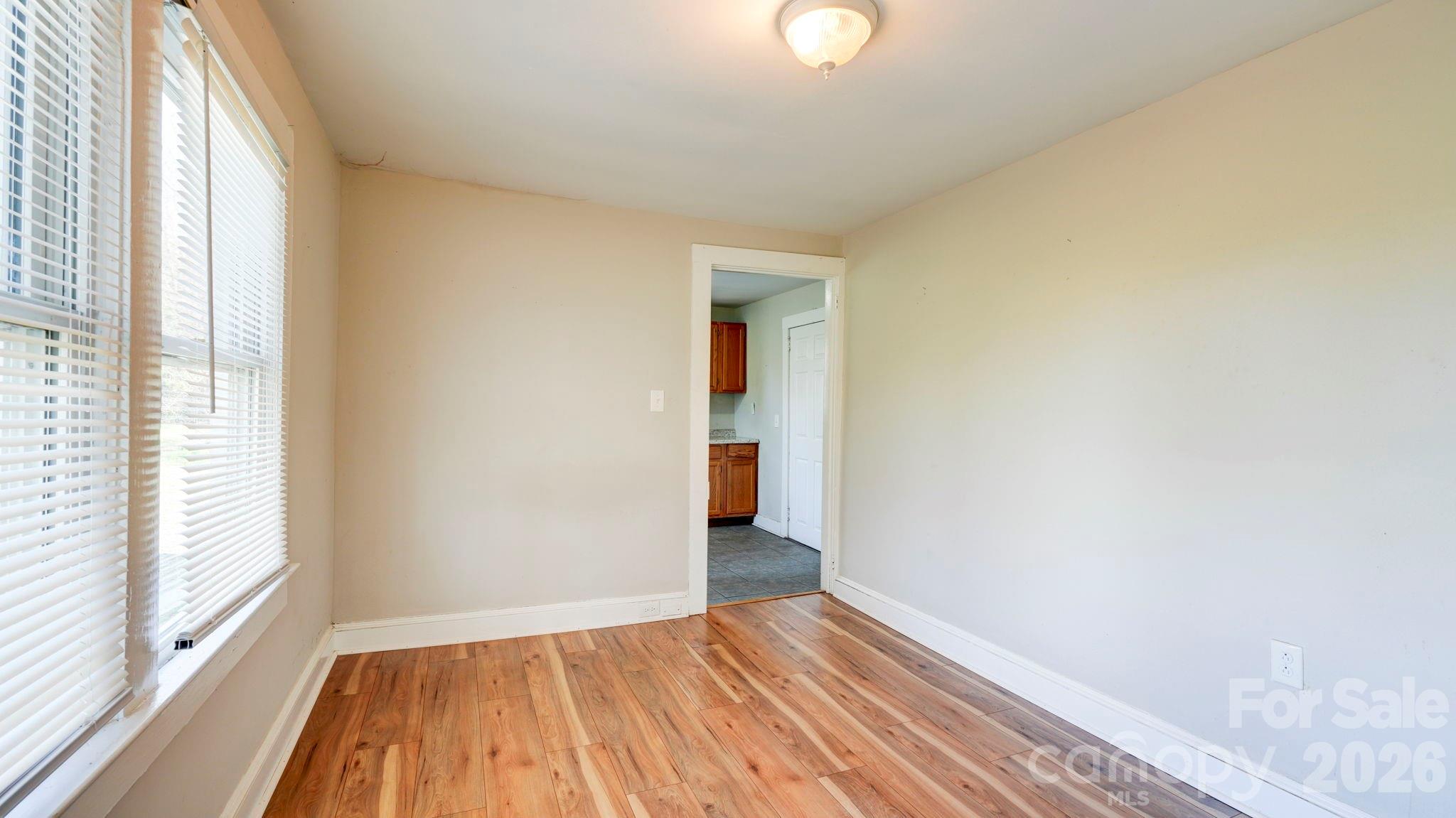 312 & 314 W Charlotte Avenue Mount Holly NC 28120