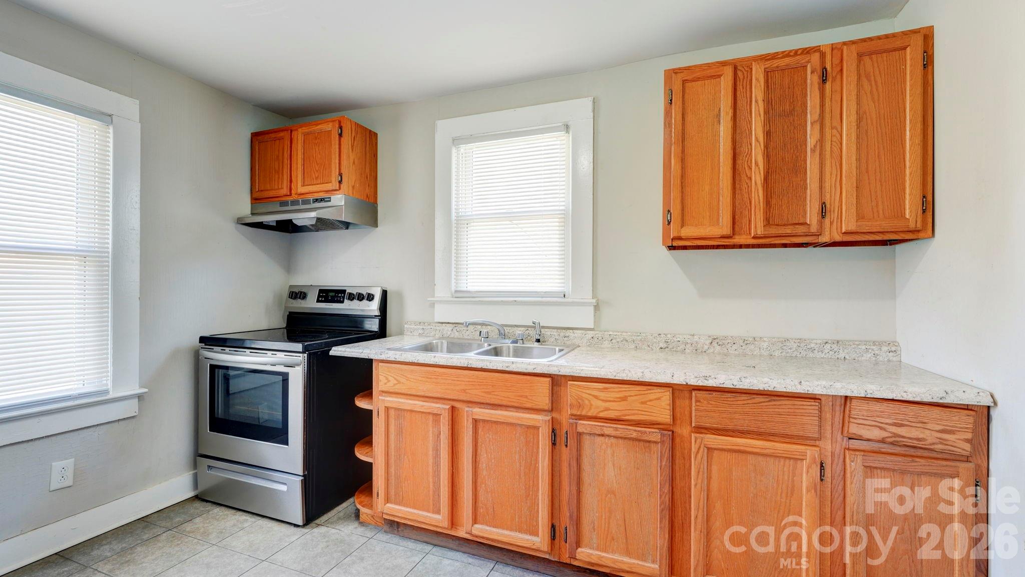 312 & 314 W Charlotte Avenue Mount Holly NC 28120