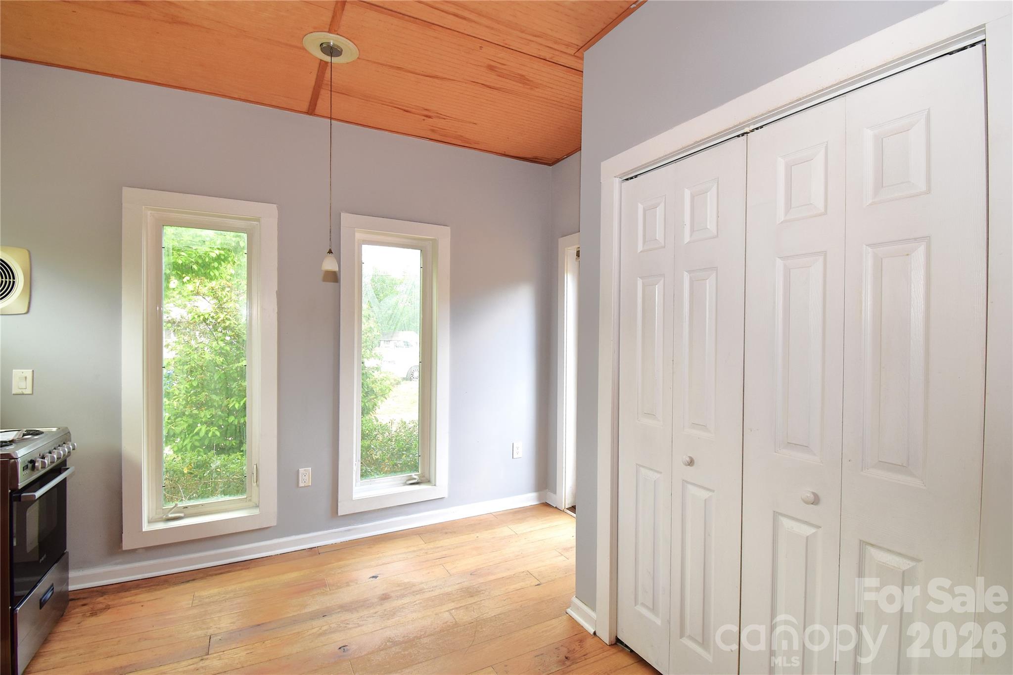 6 Belvedere Road Asheville NC 28803