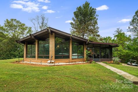 18 Bianca Way Alexander NC 28701