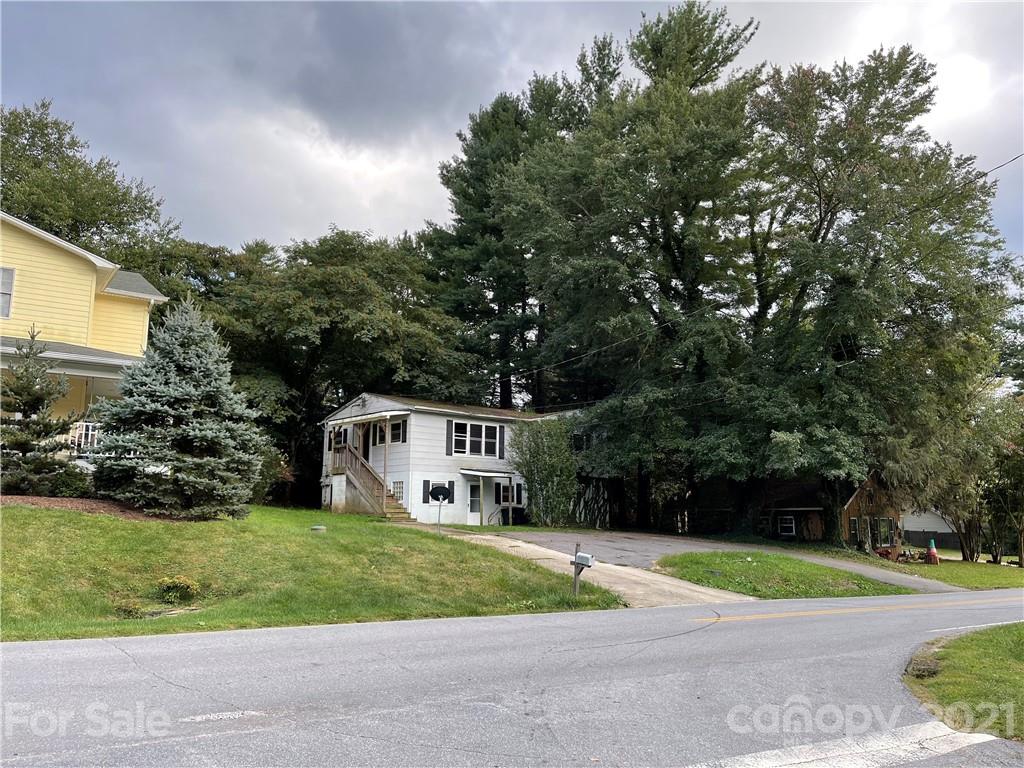 472 County Road Waynesville NC 28785