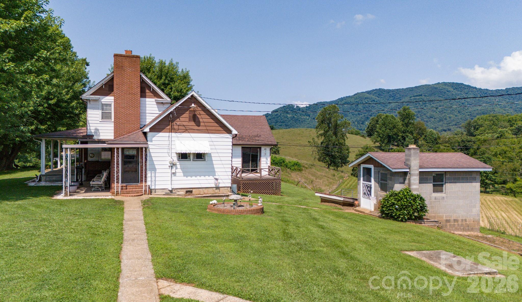 502 And 504 Old Us 19 23 Highway Candler NC 28715