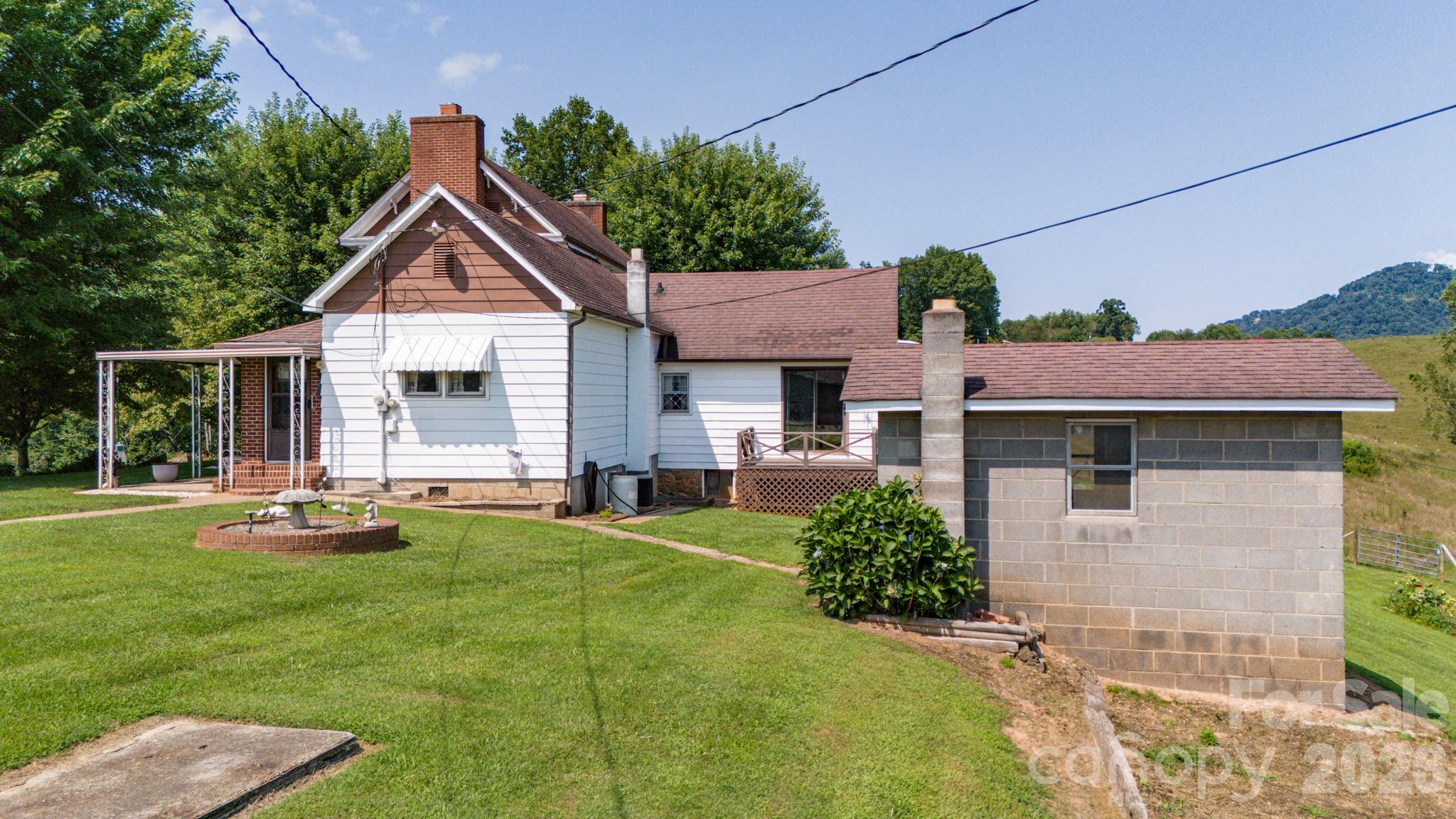 502 And 504 Old Us 19 23 Highway Candler NC 28715
