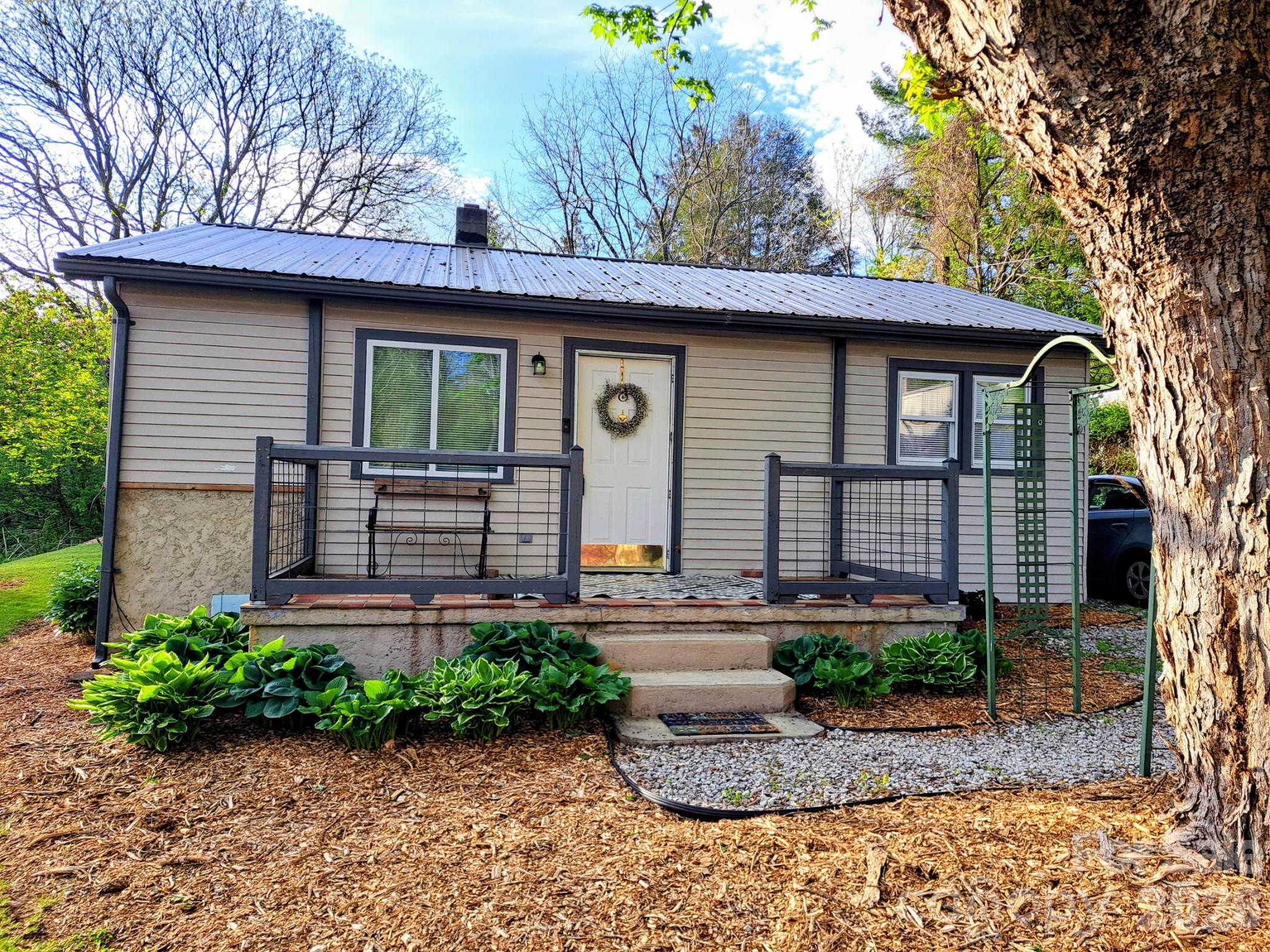 8 Linda Vista Drive Asheville NC 28806