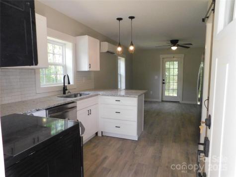 809/812 Marve Street Gastonia NC 28052