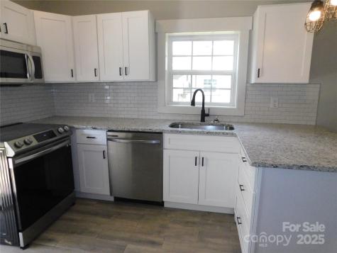 809/812 Marve Street Gastonia NC 28052