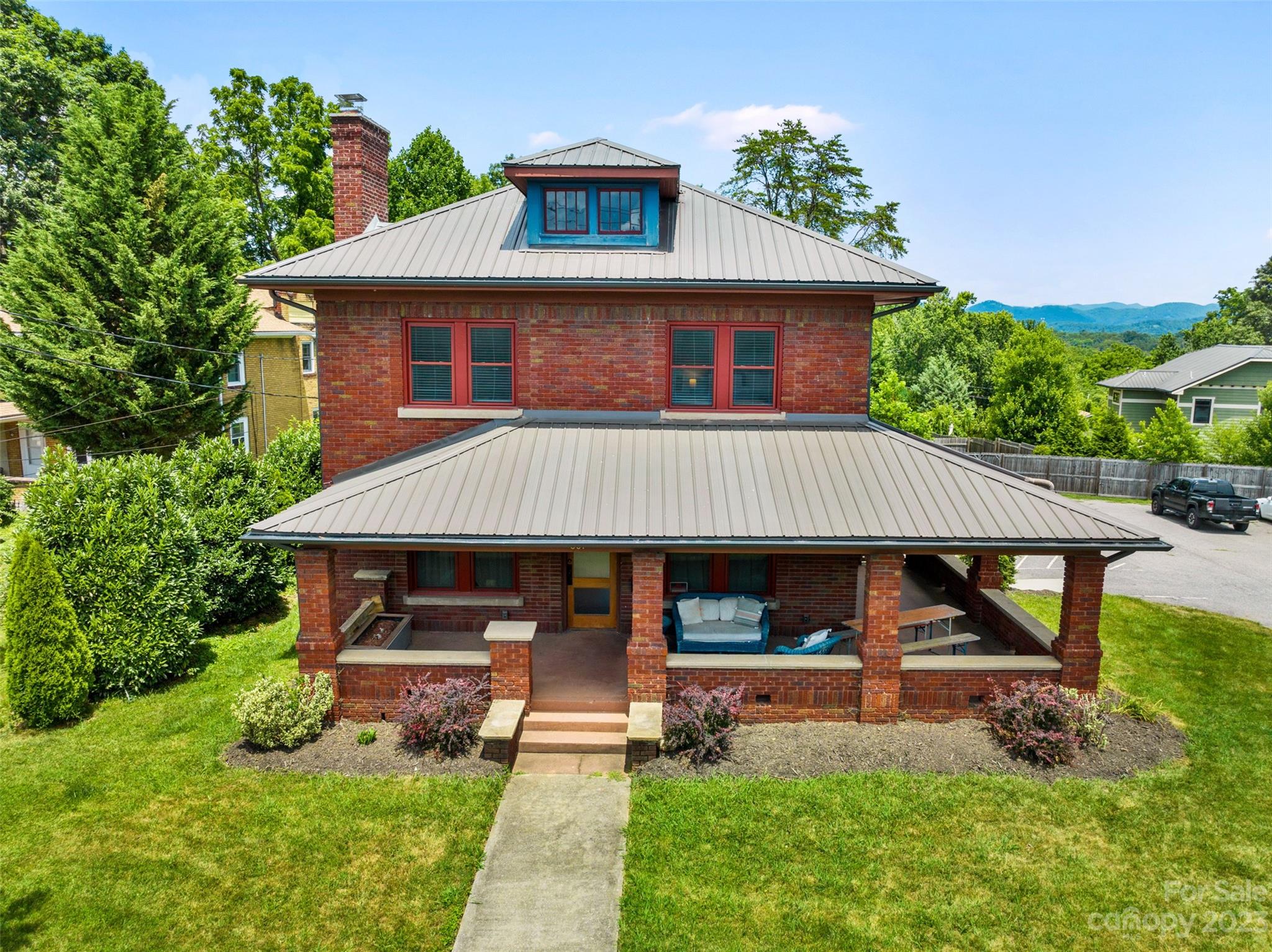 867 Haywood Road Asheville NC 28806