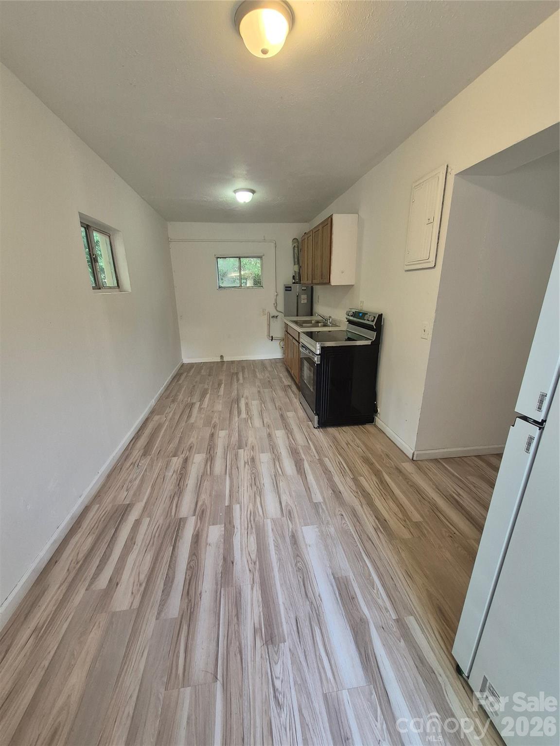 1745 Meadowbrook Terrace Hendersonville NC 28792