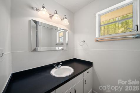 290 Hookers Gap Road Candler NC 28715