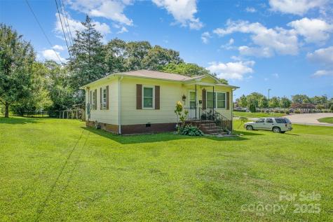 422 Wilson Street Mount Holly NC 28120