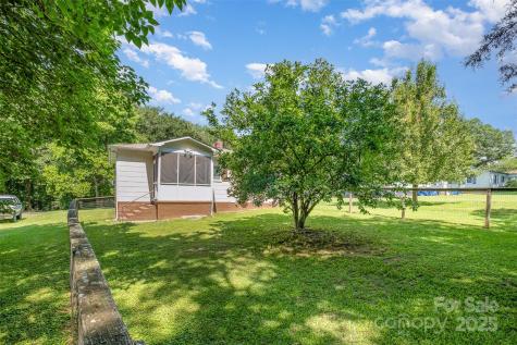 422 Wilson Street Mount Holly NC 28120