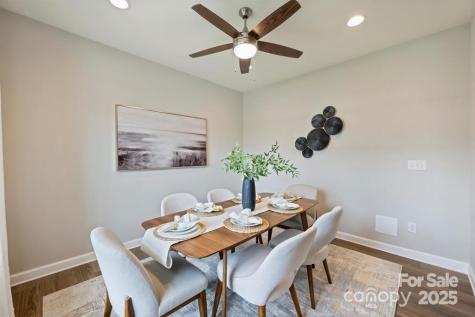 8017 Joy Crossing Lane Charlotte NC 28214