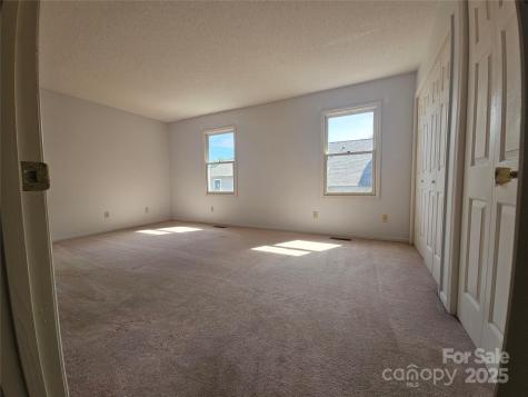 32 Sleepy Hollow Lane Swannanoa NC 28778