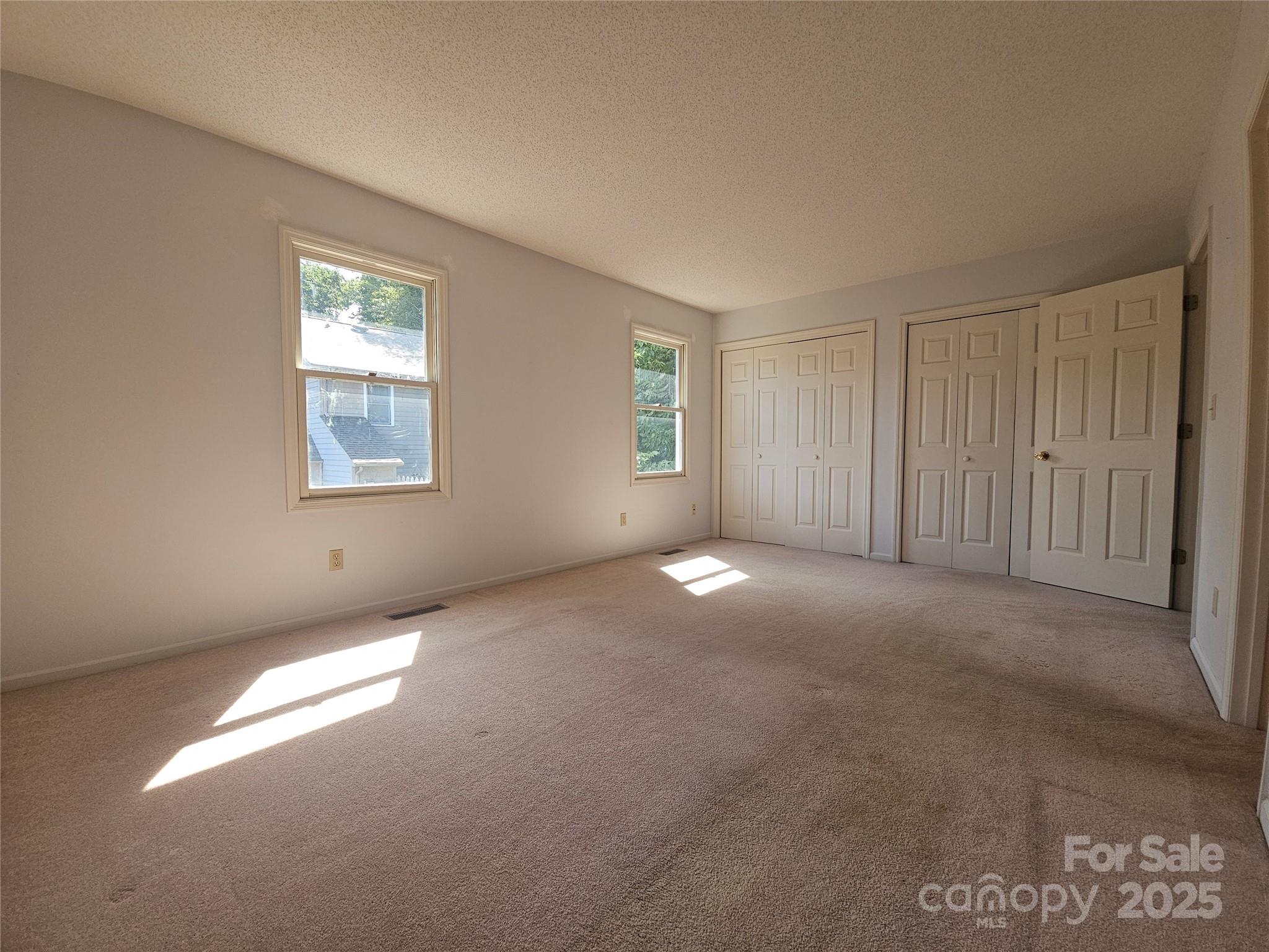 32 Sleepy Hollow Lane Swannanoa NC 28778