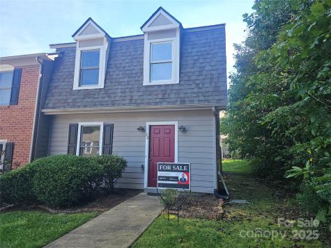 32 Sleepy Hollow Lane Swannanoa NC 28778