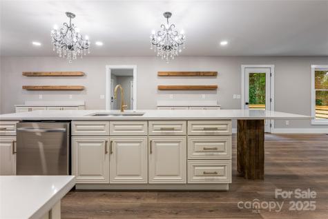 118 Rugby Forest Lane Hendersonville NC 28791