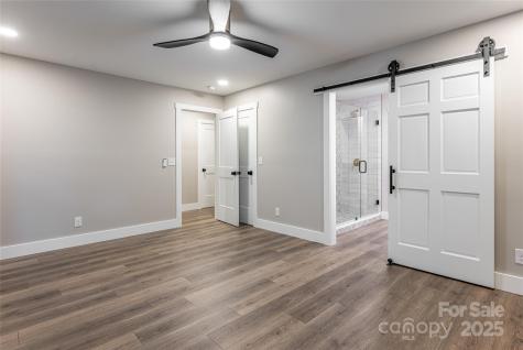 118 Rugby Forest Lane Hendersonville NC 28791