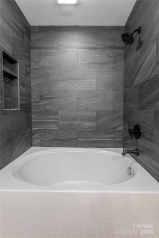 118 Rugby Forest Lane Hendersonville NC 28791