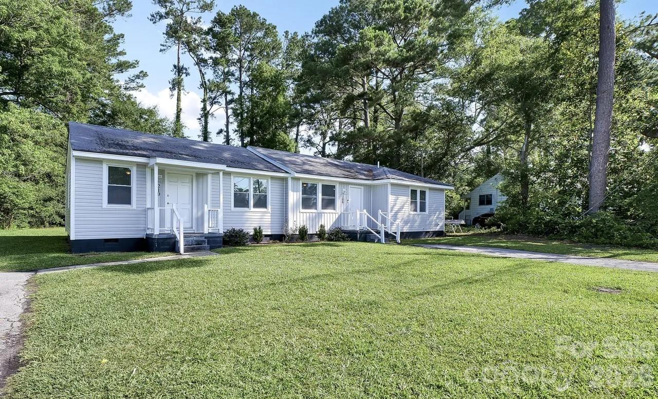 208-210 York Street Jacksonville NC 28540