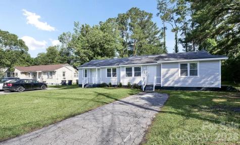 208-210 York Street Jacksonville NC 28540