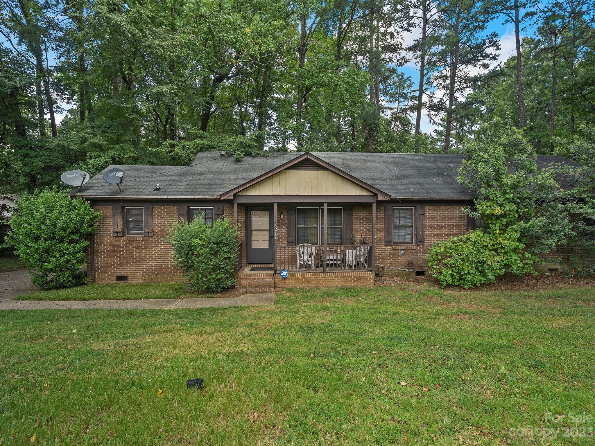 1060 Pineborough Road Charlotte NC 28212
