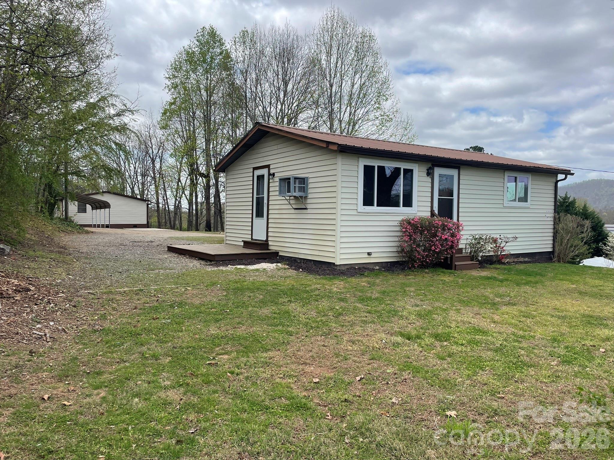 7686 Shoupes Grove Church Road Hickory NC 28602