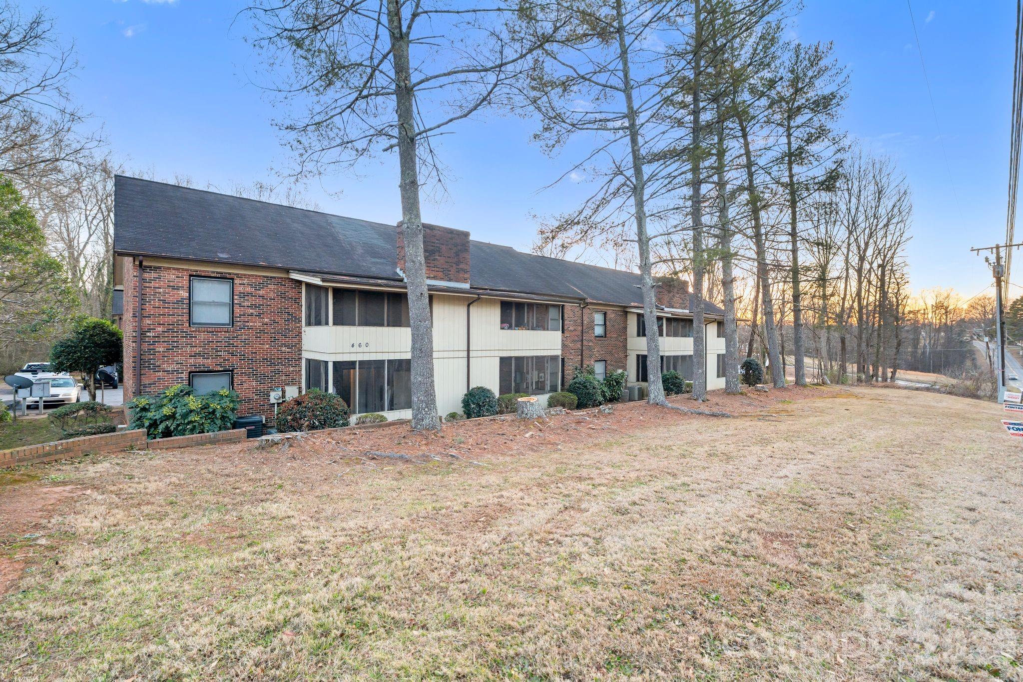 460 14th Avenue NE Hickory NC 28601