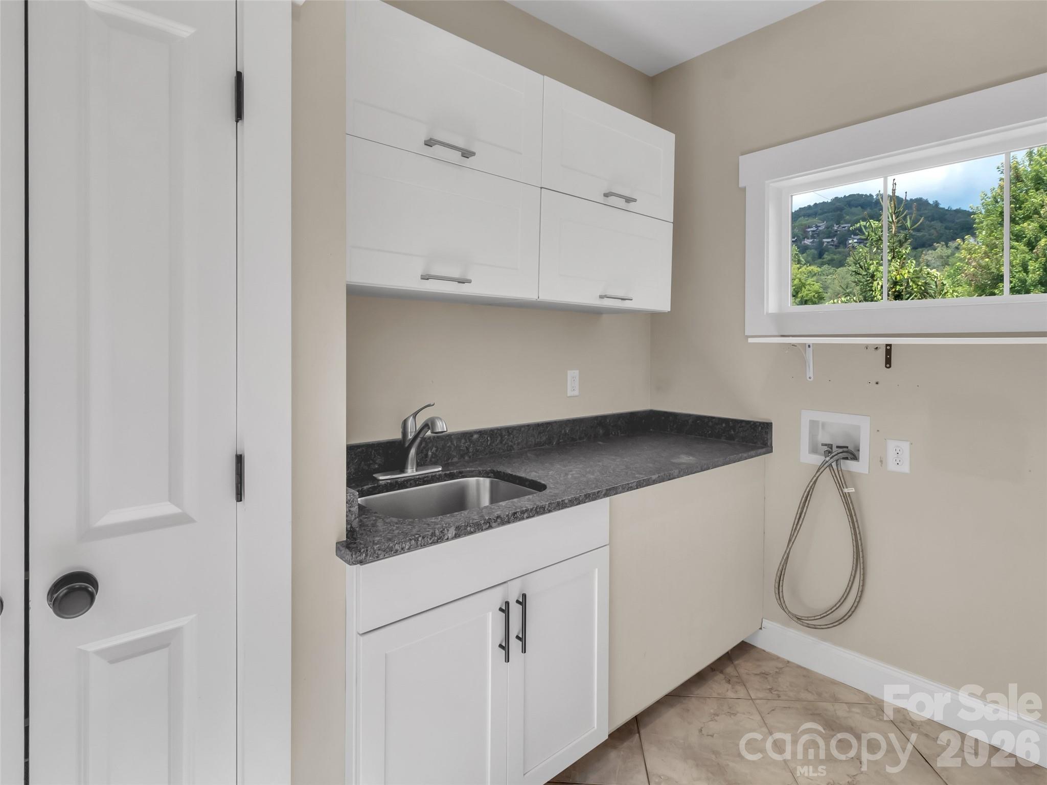 17 Elkmont Terrace Asheville NC 28804