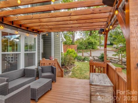 17 Elkmont Terrace Asheville NC 28804
