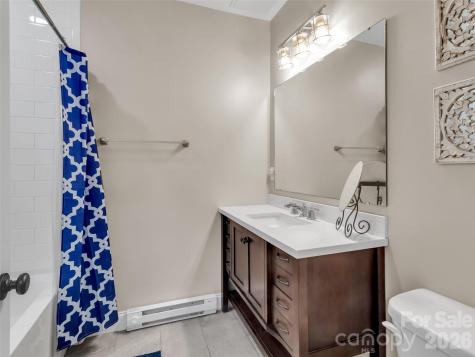 17 Elkmont Terrace Asheville NC 28804