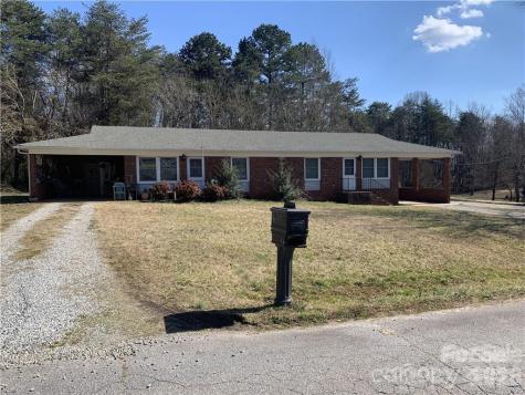 2706 And 2708 Harwell Street Claremont NC 28610