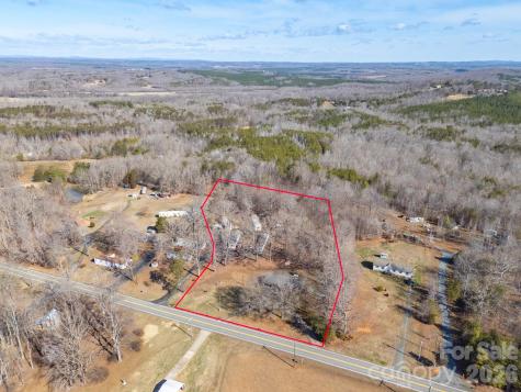 5513 Nc Hwy 700 Highway Eden NC 27288