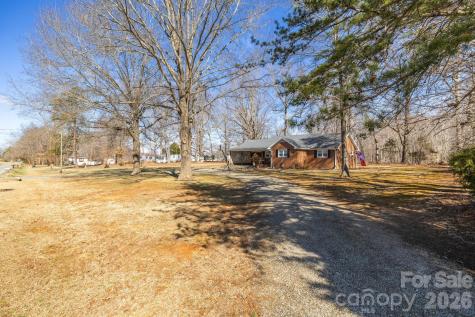 5513 Nc Hwy 700 Highway Eden NC 27288