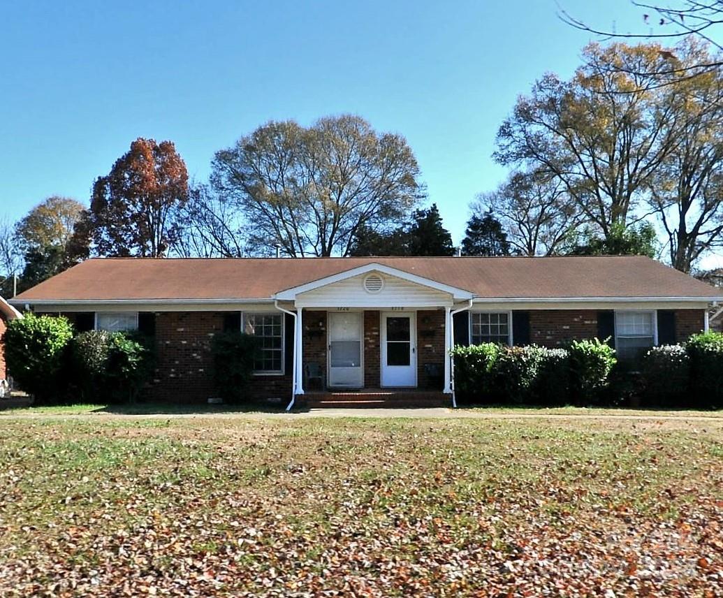 3718 Driftwood Drive Charlotte NC 28205