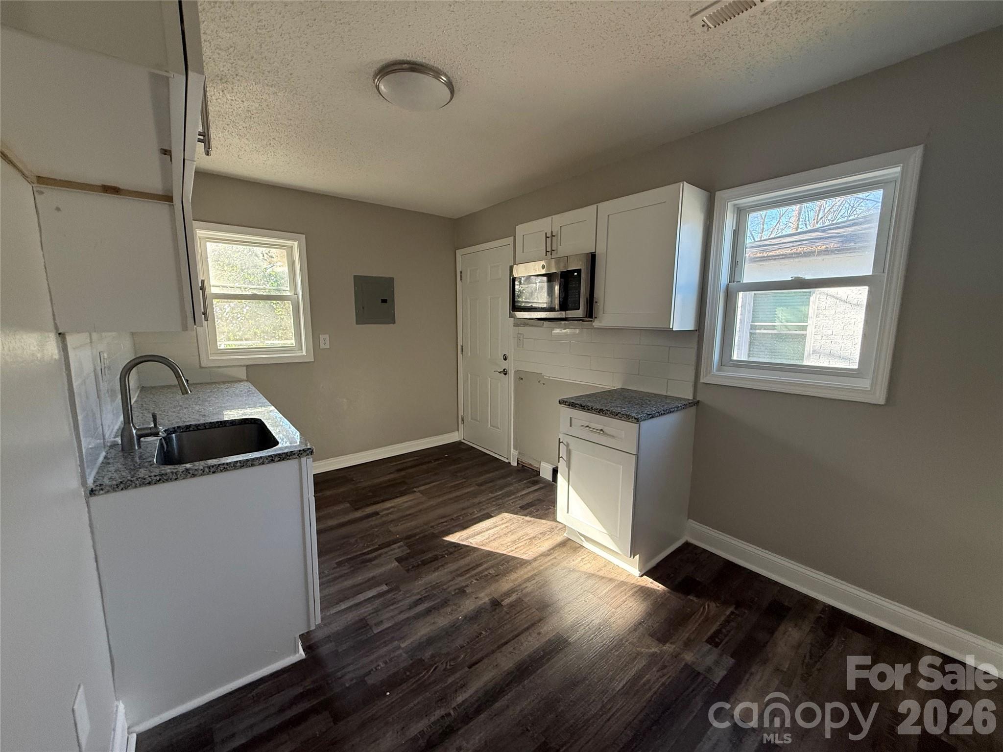 2439 Carmine Street Charlotte NC 28206