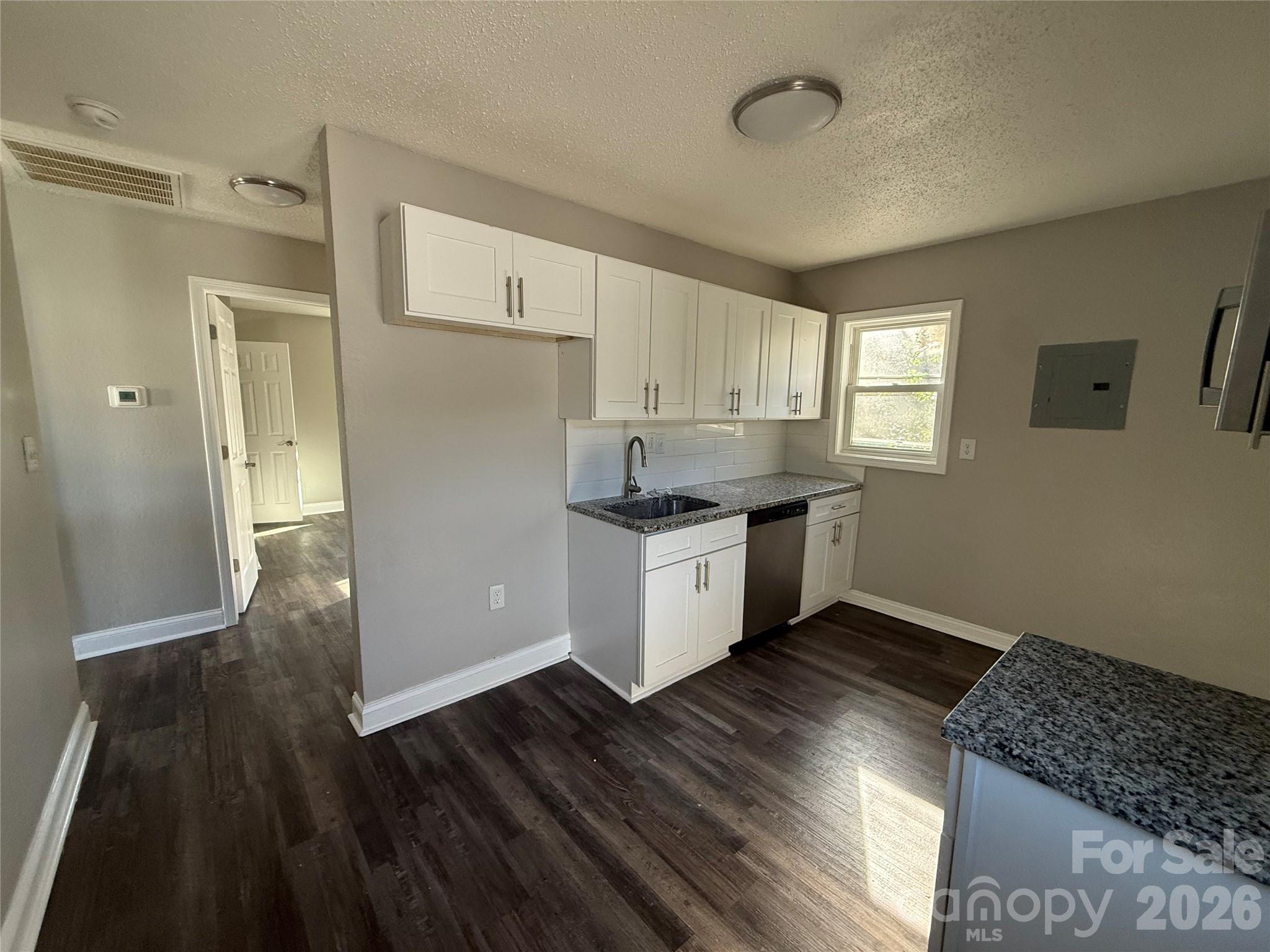 2439 Carmine Street Charlotte NC 28206