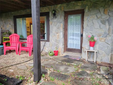 429 Biodome Drive Waynesville NC 28785