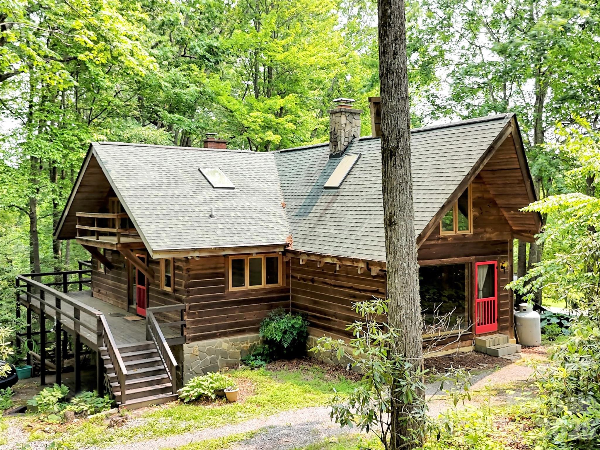 429 Biodome Drive Waynesville NC 28785