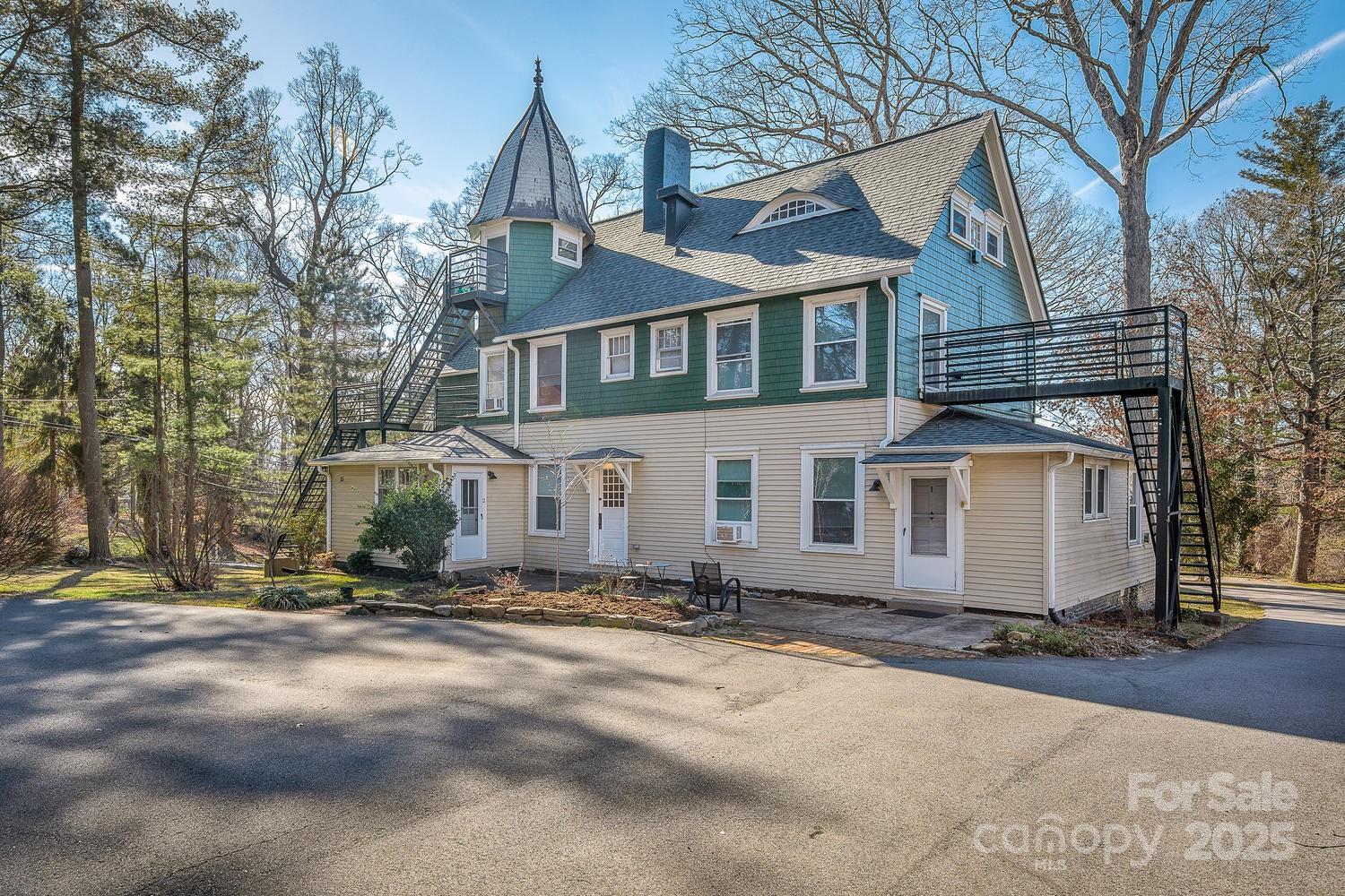 15 Grindstaff Drive Asheville NC 28803