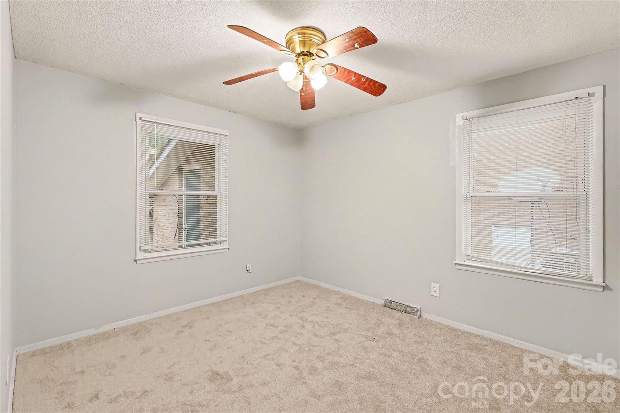 4809 Malibu Drive Charlotte NC 28215