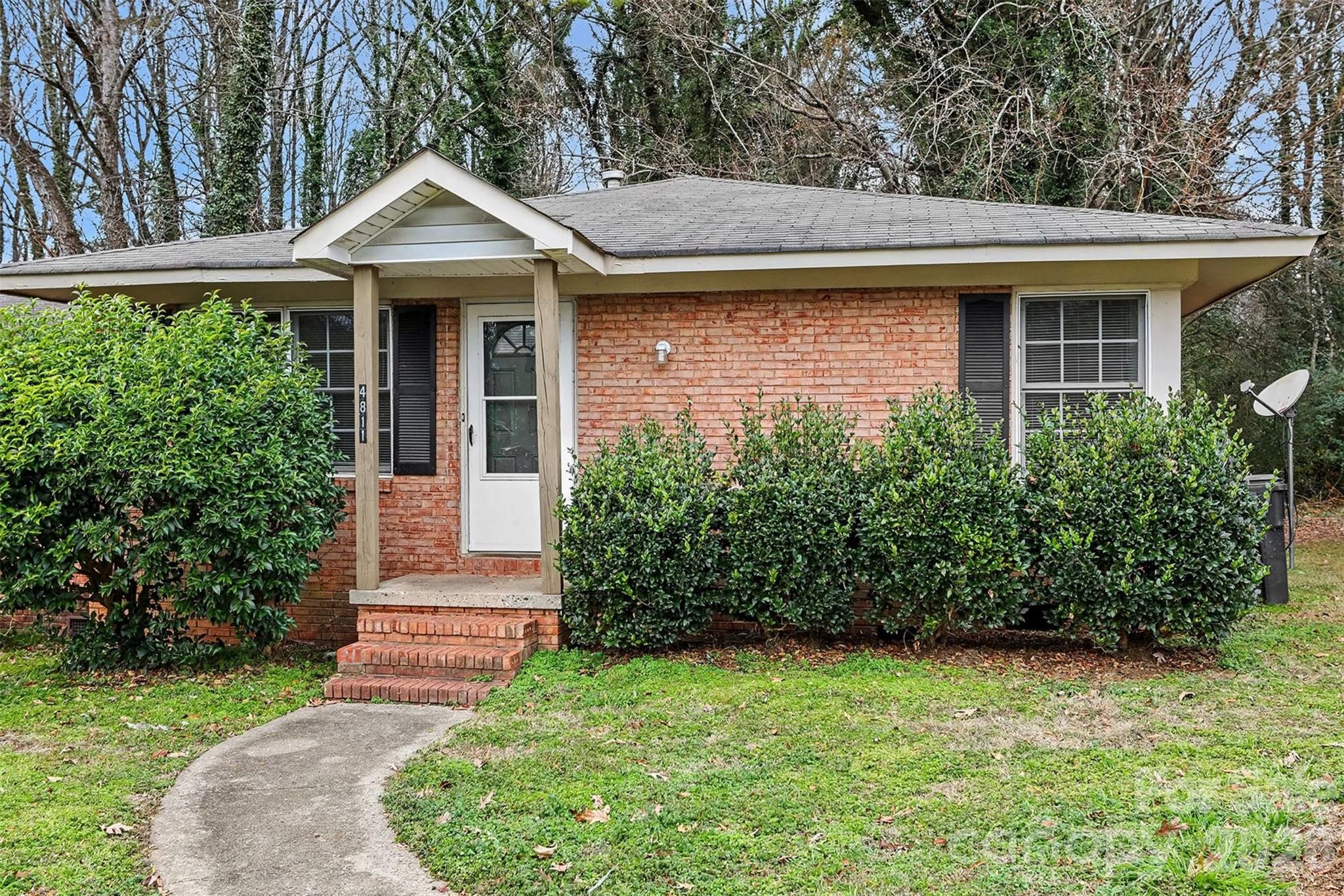 4809 Malibu Drive Charlotte NC 28215