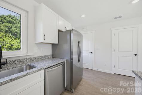 244 S Caldwell Avenue Conover NC 28613