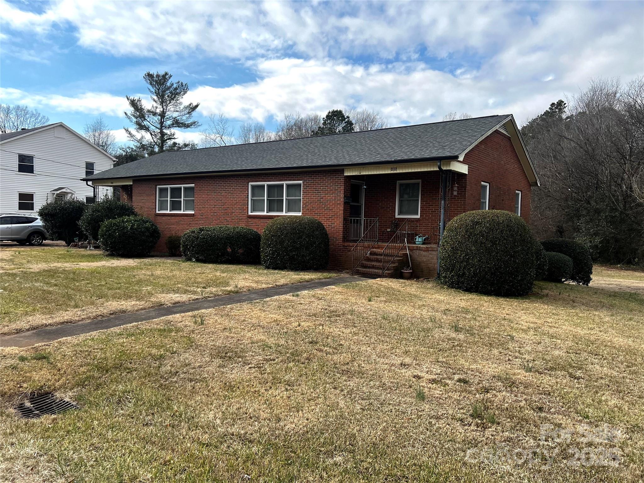 2110 N Stewart Avenue Newton NC 28658