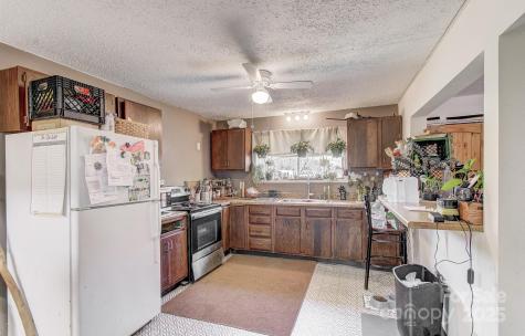 6 & 10 Lands End Drive Candler NC 28715