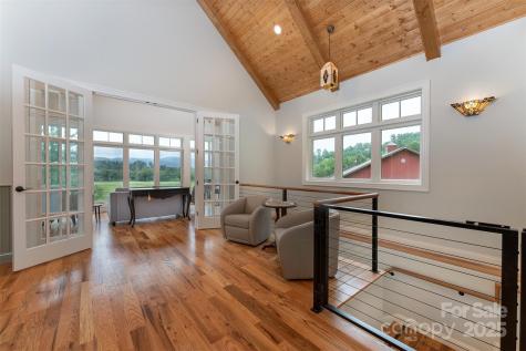 326 Golden Valley Drive Hendersonville NC 28792