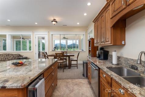 326 Golden Valley Drive Hendersonville NC 28792