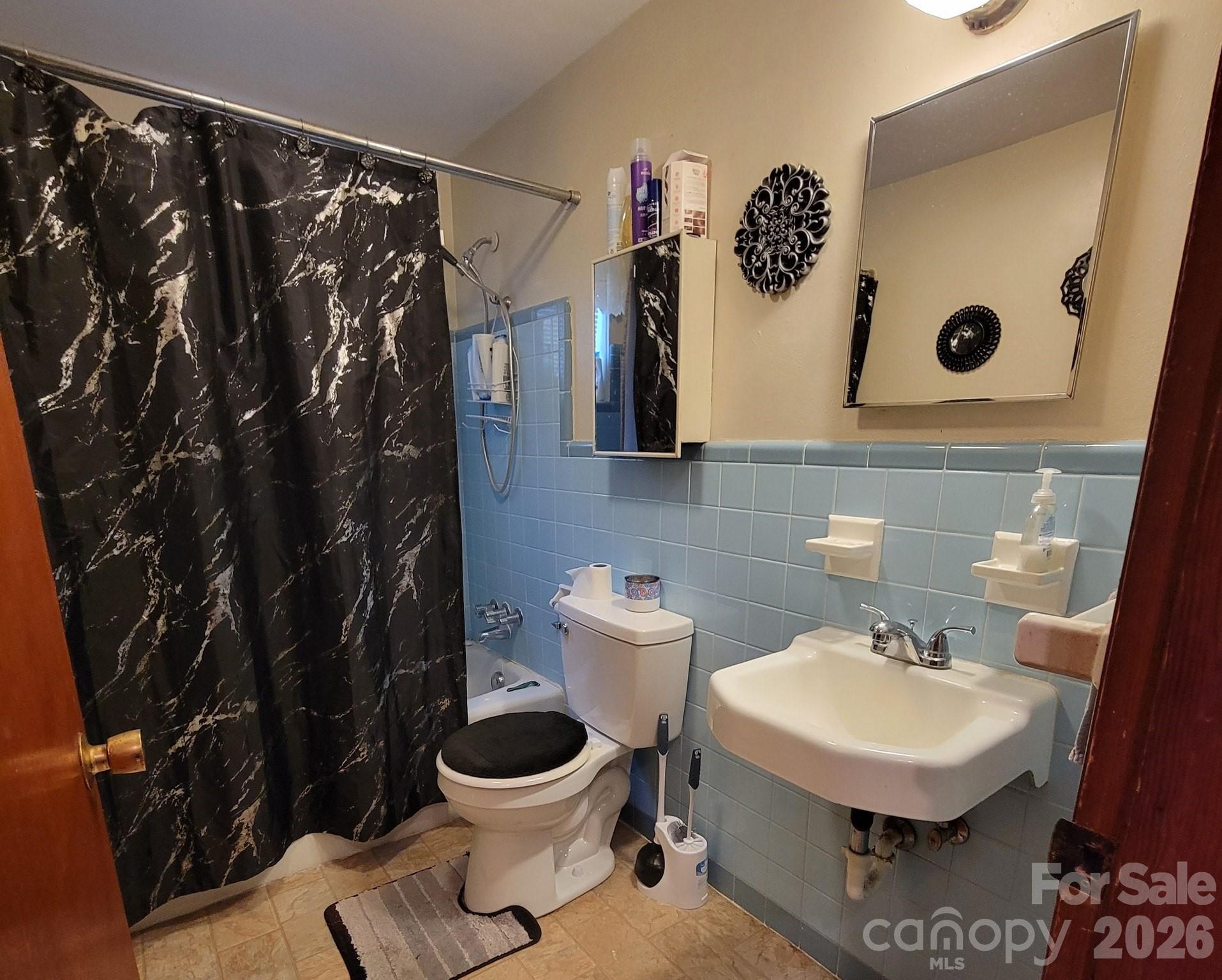 475 13th Avenue NE Hickory NC 28601